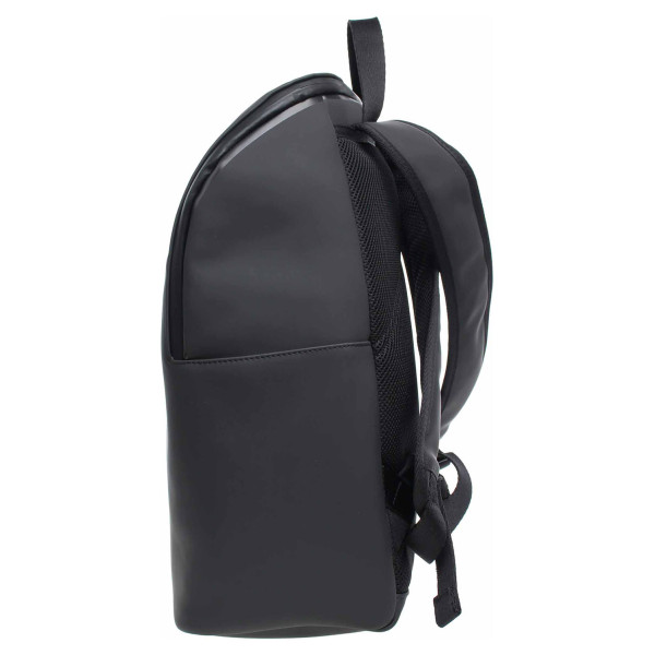 detail Calvin Klein pánský batoh K50K507322 BAX Ck black