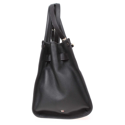 detail Tommy Hilfiger kabelka kožená BW56927457 černá
