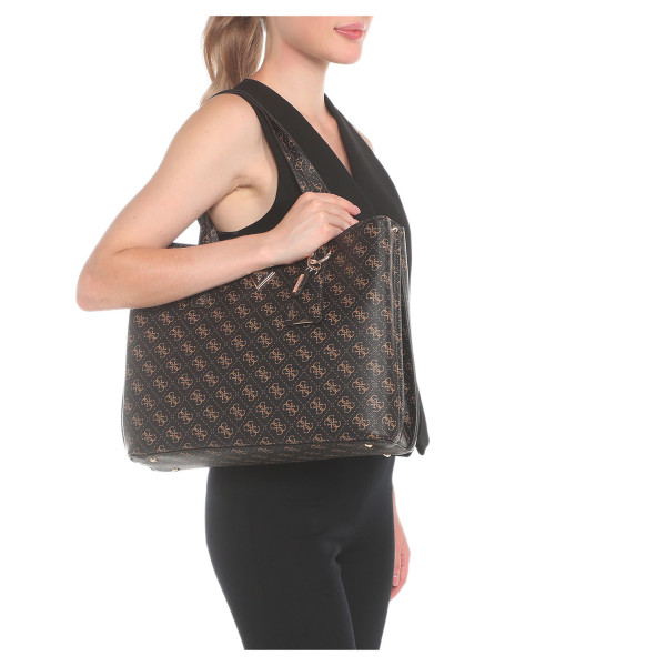 detail Guess dámská kabelka HWQG8778230 BROWN LOGO