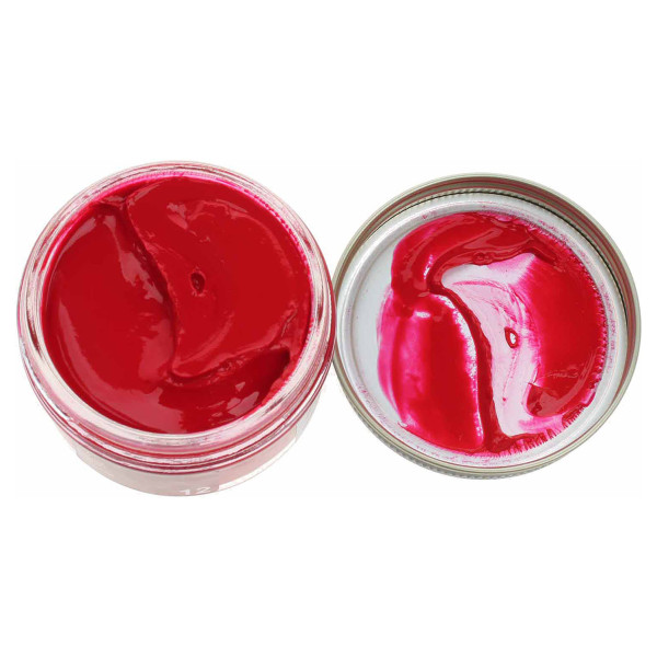 detail Tarrago krém na obuv červený