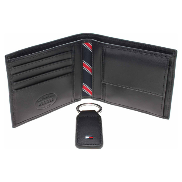 detail Tommy Hilfiger pánská peněženka a přívěšek AM0AM07931 BDS black