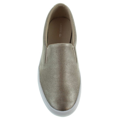 detail Lacoste Gazon Slip On dámské mokasiny zlaté