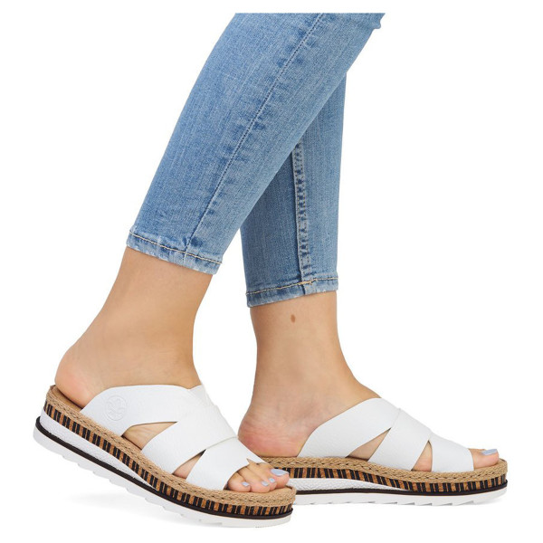 detail Dámské pantofle Rieker V7989-80 weiss