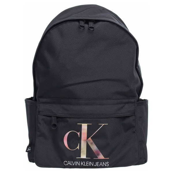 detail Calvin Klein dámský batoh K60K608841 BDS black