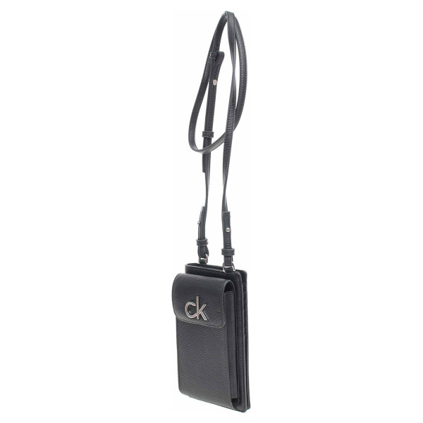 detail Calvin Klein dámská kabelka na mobil K60K608085 BAX Ck black