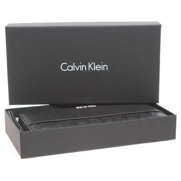 detail Calvin Klein dámská peněženka K60K602158001 černá