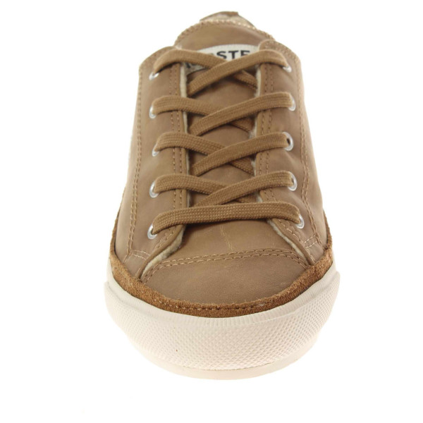 detail Lacoste Fairburn tan