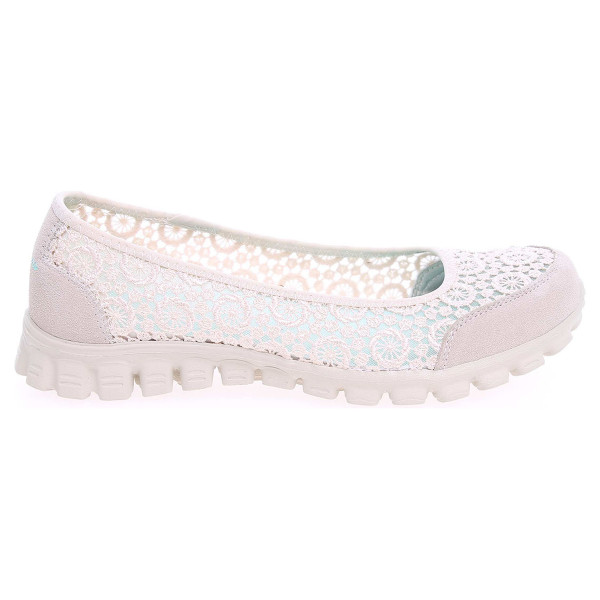 detail Skechers Flighty natural