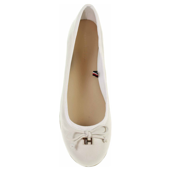 detail Dámské baleriny Tommy Hilfiger FW0FW04869 YBI ivory