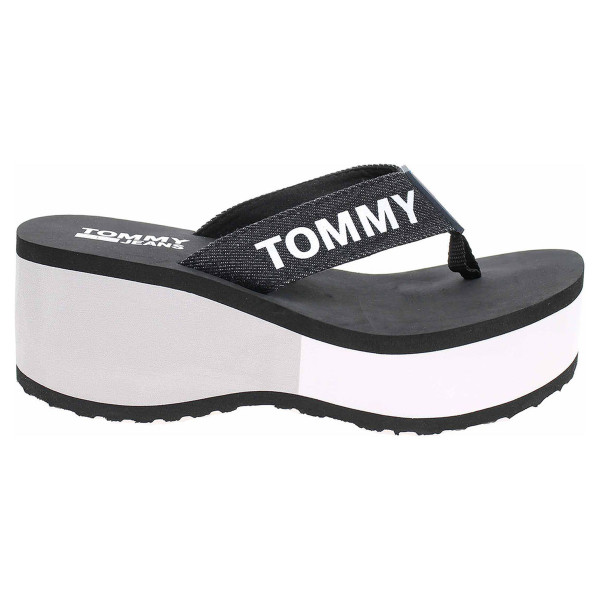 detail Dámské plážové pantofle Tommy Hilfiger EN0EN00469 990 black